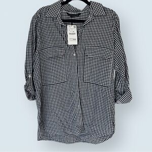 NEW WITH TAGS - Zara Black and White Checkered Button Down Shirt (Size Large)